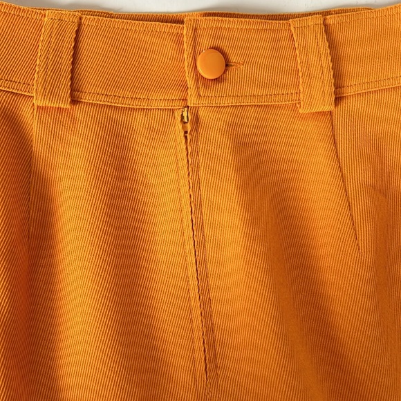 Genny Italian 100% wool gold mustard pencil skirt back slit zip and button close - Picture 13 of 16